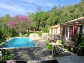 Villa de 2 chambres avec piscine partagee jardin amenage et wifi a Lorgues